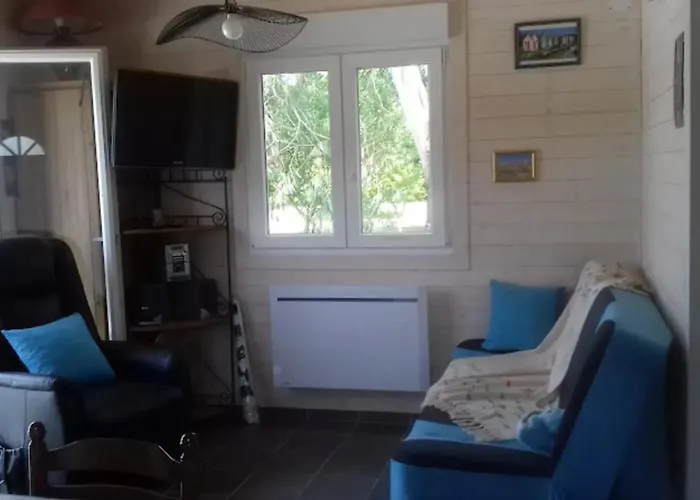 Charmante Maison Pres De Sainte-gemme Avec Jardin * Sainte-Gemme (Charente-Maritime)